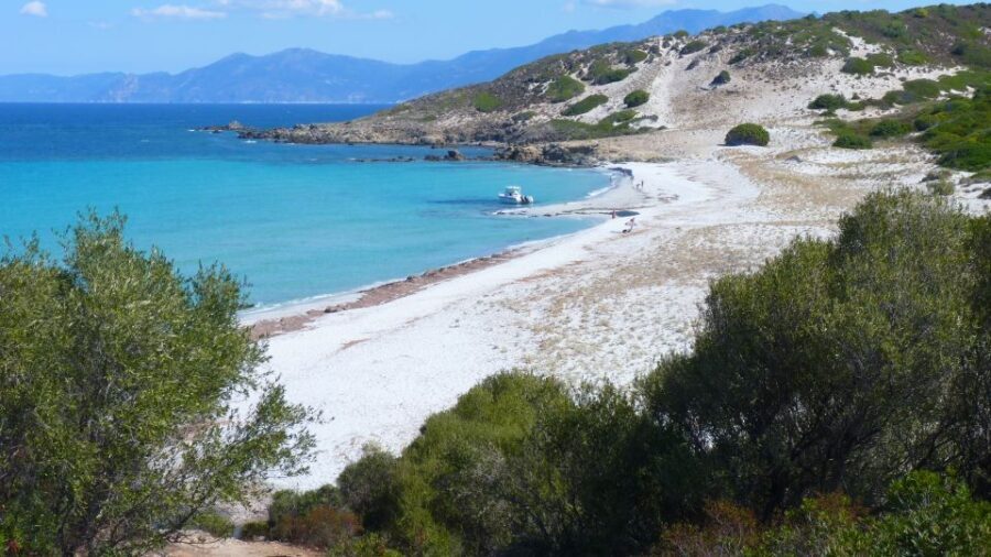 4x4 Agriates Desert and Beach Excursion from Calvi - Discovering Corsica’s Hidden Caves and Shelters