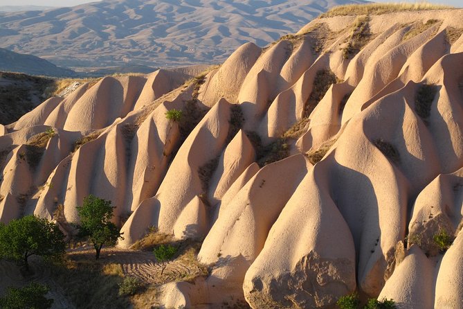 5-Day Tour of Istanbul and Cappadocia with return flights - Discovering Pigeon Valley and Derinkuyu Underground City
