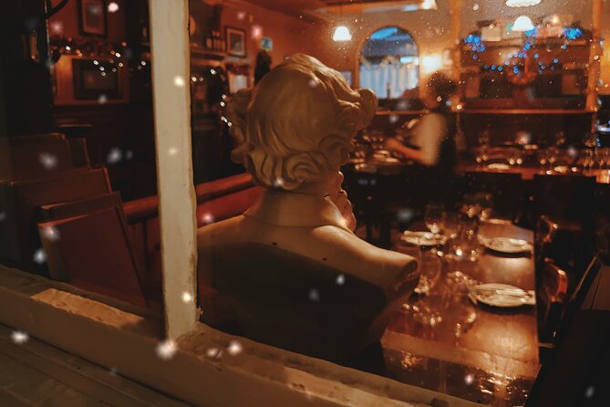 A Christmas Carol and Charles Dickens Old London Walking Tour - Dickens’s Inspiration at the Inner Temple