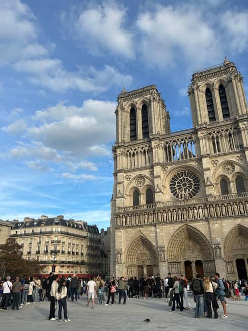 A Gentle Walk Through Île-de-la-Cité (Small-Group Tour) - What the Tour Includes and What It Doesn’t