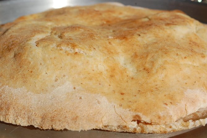 A guided floating tour of Florence with typical food and wine - Santo Spirito: The Church with a Rowing Tradition