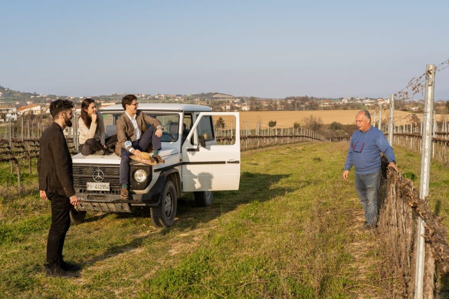 Abruzzo: Vineyard Jeep Tour with Tastings - Tour of the Historical Wine Cellar with a View