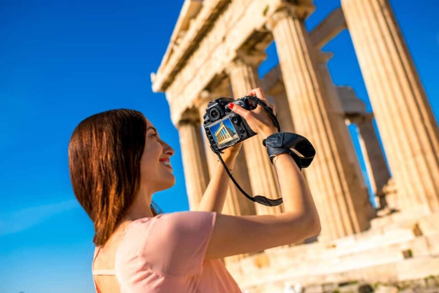 Acropolis and Parthenon: Italian Tour, Authorized Guide, ticket not included - Starting Point at the Acropolis Metro Station