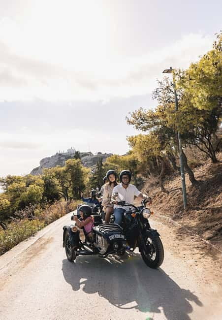 Acropolis & Lycabettus: Discover Hidden Gems of Athens - Strolling Through the Quiet Alleys of Plaka