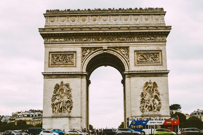 Admission to Arc de Triomphe and rooftop - Key Points