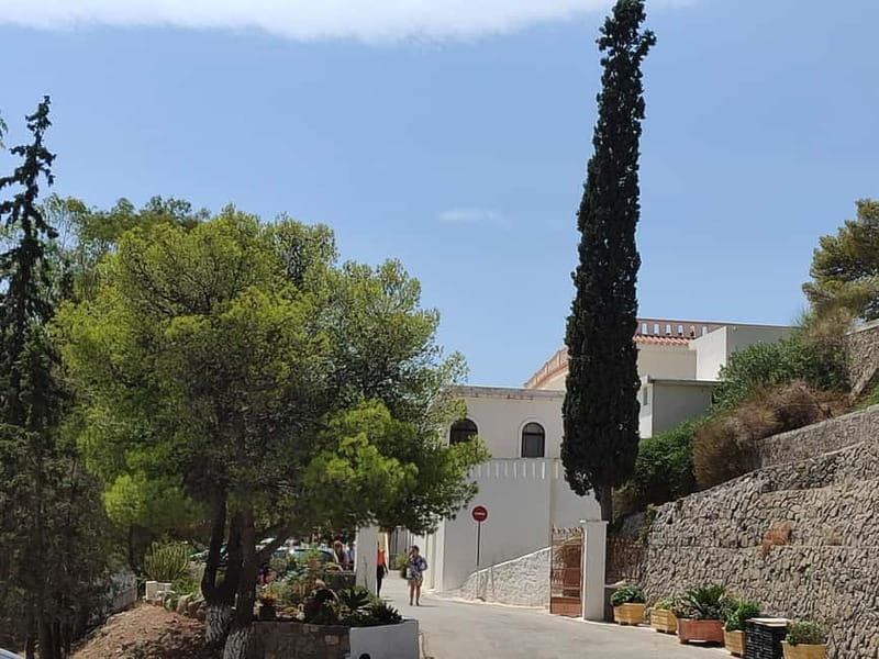 Aegina: Agios Nektarios Monastery and Paliachora Tour - Exploring Paliachora’s Medieval Ruins