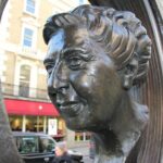 Agatha Christie London Walking Tour - The Guides Style and Knowledge