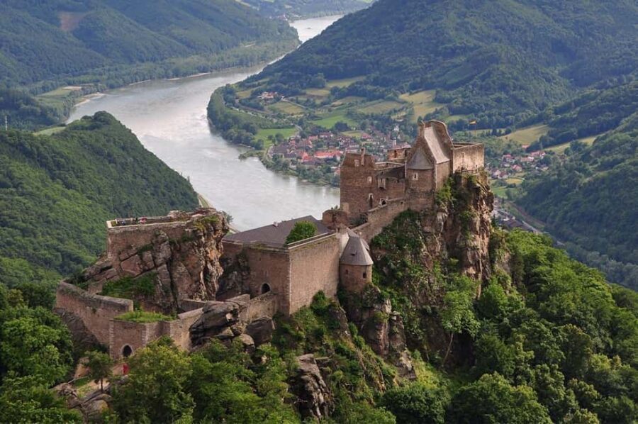 Aggstein Castle Ruins: Admission to the medieval castle complex - Self-Guided Exploration of the Castle Ruins