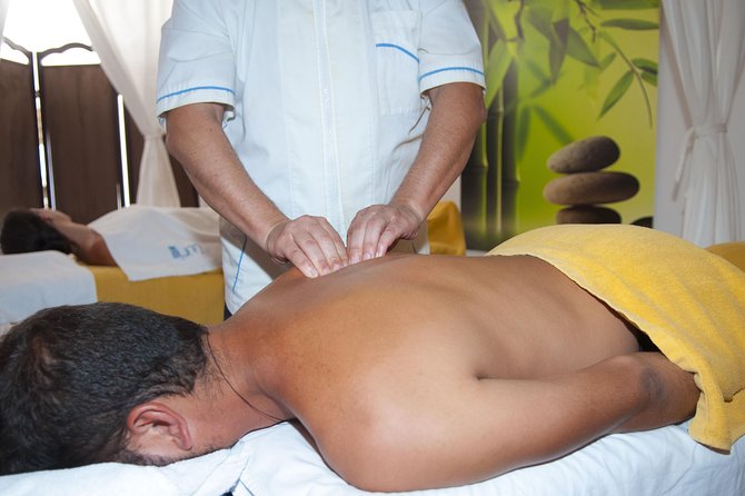 Akrotiri: Couples' Aromatherapy Massage - The Aromatherapy Couples Massage Experience