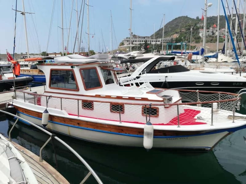 Alanya: Fishing Tour with Lunch and Hotel Transfers - Meeting Point and Transport in Alanya