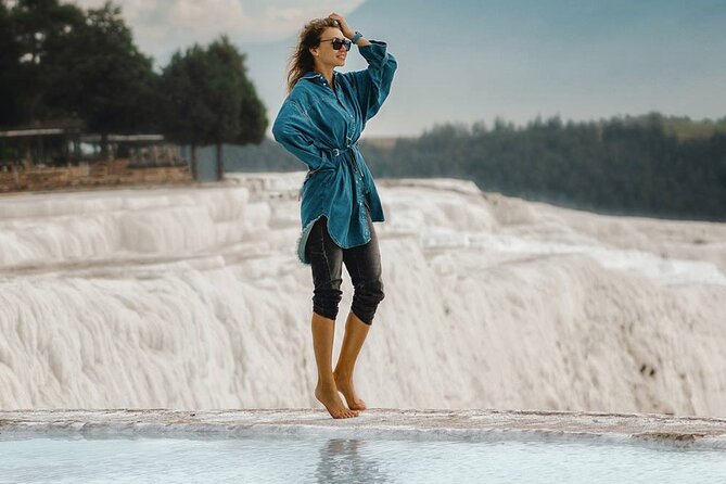 Alanya Pamukkale & Hierapolis Day Tour w/Lunch + Transfer - Visiting the Cotton Castle: Geological Marvel and Cultural Heritage