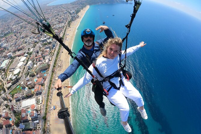 Alanya Paragliding From 700 Meters Full Insurance 25 Minutes - From the Taurus Mountains to Cleopatra Beach