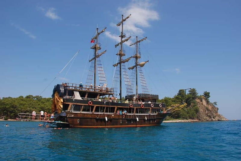 Alanya: Party Pirate Boat Trip w/Meal, Drinks, Pickup Option - Exploring the Scenic Shoreline and Caves