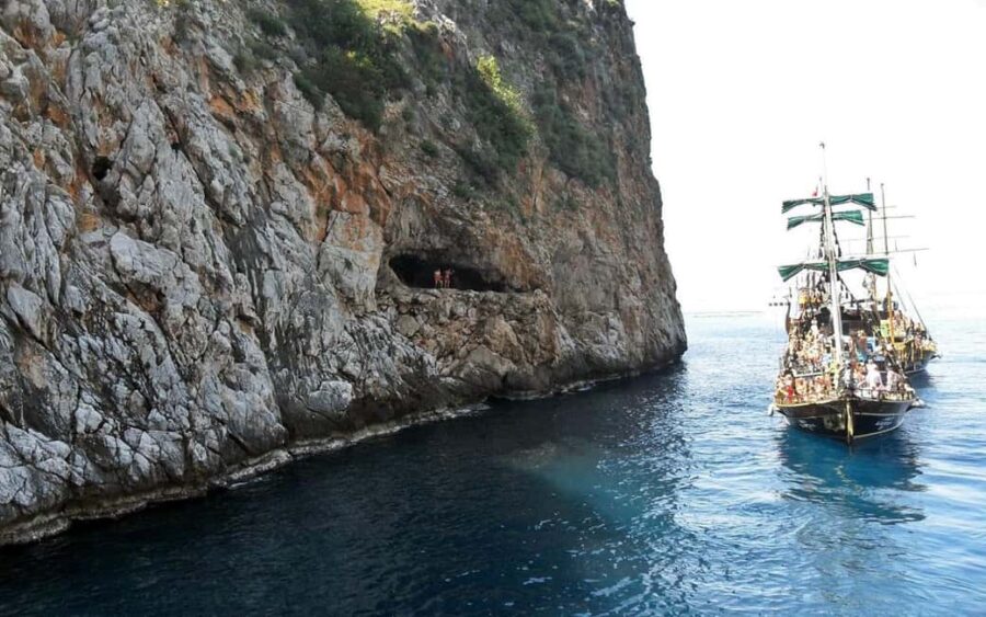 Alanya: Relaxing Boat Tour w/ Lunch, Without Foam Loud Music - Swimming in Secluded Coves and Hidden Bays