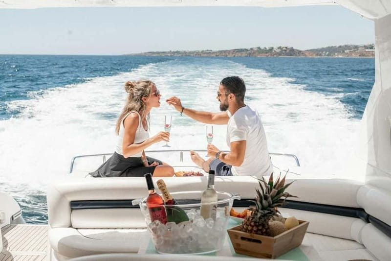 Alanya/Side/Belek:Luxury yacht tour for your special moments - A 4-Hour Private Yacht Experience in Alanyas Waters