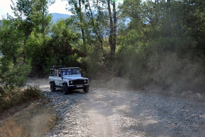 Alanya Taurus Mountains Jeep Safari & Lunch at Dimcay River - Lunch at Dimcay River: Buffet-Style and Relaxing Views