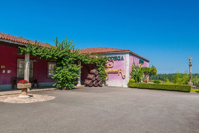 Albariño Private Wine Tour from Santiago de Compostela - A Taste of Galicia at a Local Furancho