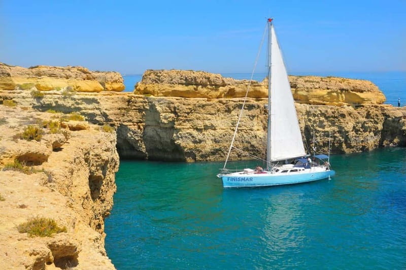 Albufeira: 2h Private Yacht Charter - Boarding the Yacht at Albufeira Marina
