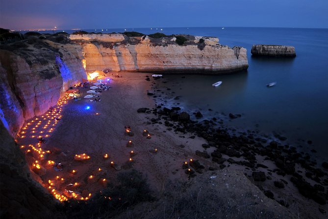 Albufeira: 6-Hour Sunset Dinner Catamaran Cruise with Open Bar - Beach Dinner and Entertainment at the Beachside Location