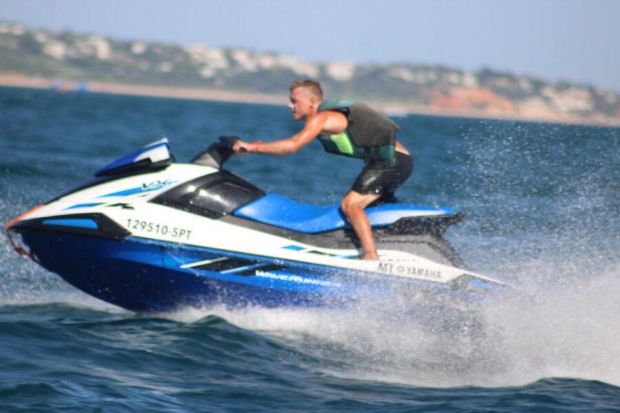 Albufeira: Jet Ski Rental - Riding a Yamaha VX Jet Ski: Power and Stability