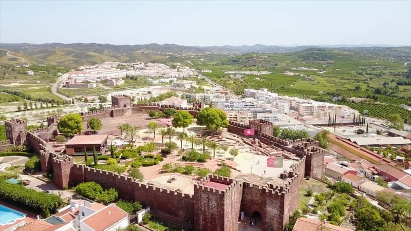 Albufeira: Silves Castle and Chapel of Bones, - Exploring the Charm of Silves Old Town