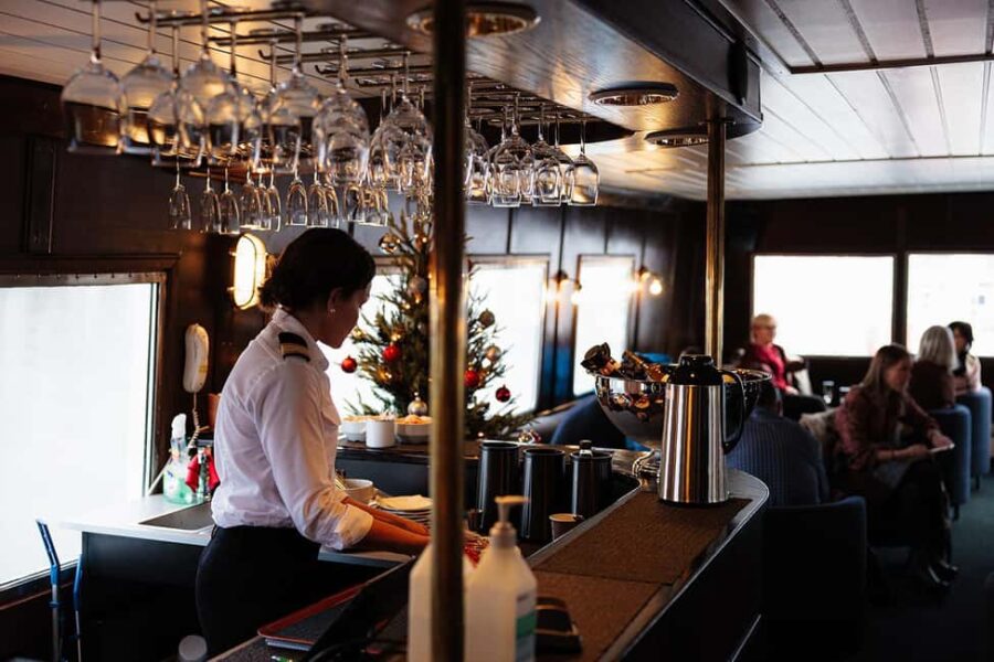 Ålesund: Fjord Tour with Lunch on MS Bruvik - Cruising Through the Spectacular Hjørundfjord