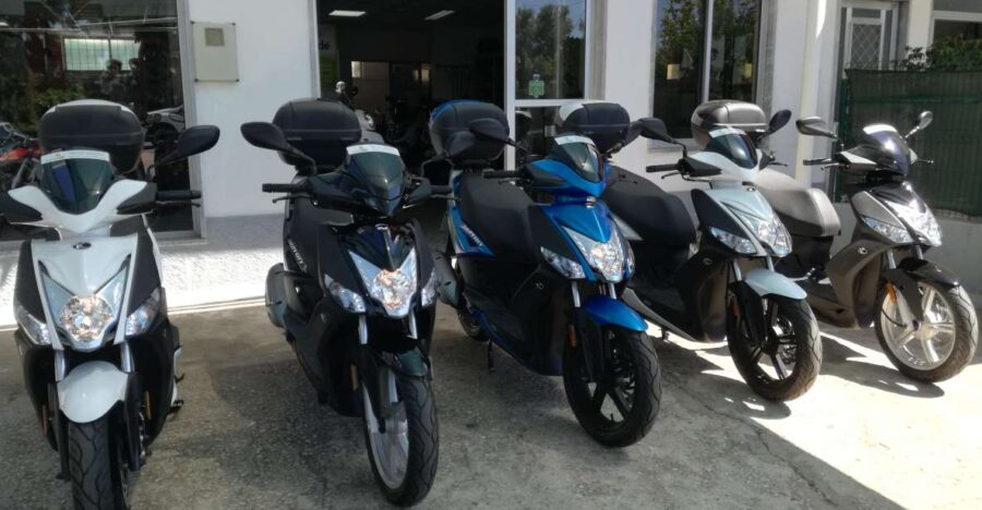 Algarve: unforgettable discovery on two wheels! - Discover the Best Way to Explore the Algarve on a Scooter