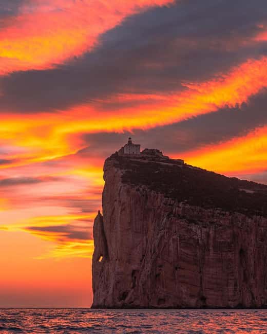 Alghero: boat tour with aperitif at sunset Porto Conte - The Modern, Comfortable Boat for a Relaxing Experience