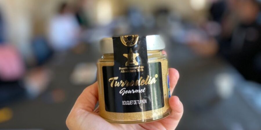 Alicante: Chocolate and Nougat Tasting - The Meeting Point at Santa Catalina Tower