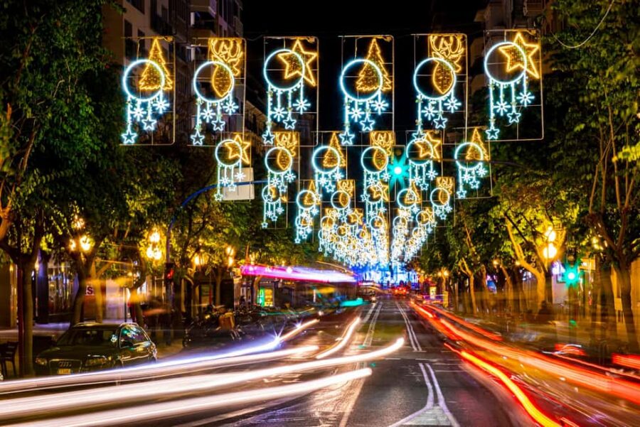Alicante: Christmas Lights Tour by Tuk Tuk - Alicante’s Christmas Lights and Decorations