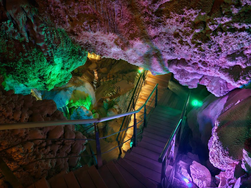 Alicante: Explore the Canelobre Caves and the Charm of Busot - Exploring the Town of Busot and Visiting the Ethnic Music Museum