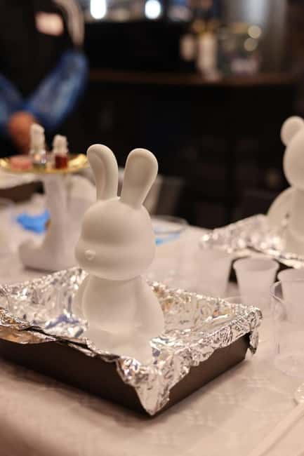 Alicante: Fluid Painting Workshop Create Your Own Art - The Artistic Process: Pouring Acrylics on Canvas