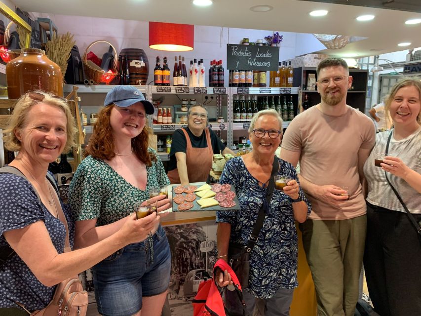 Alicante: Guided Tapas Tour by Bike with Tastings - Tasting Traditional Tapas and Local Wine