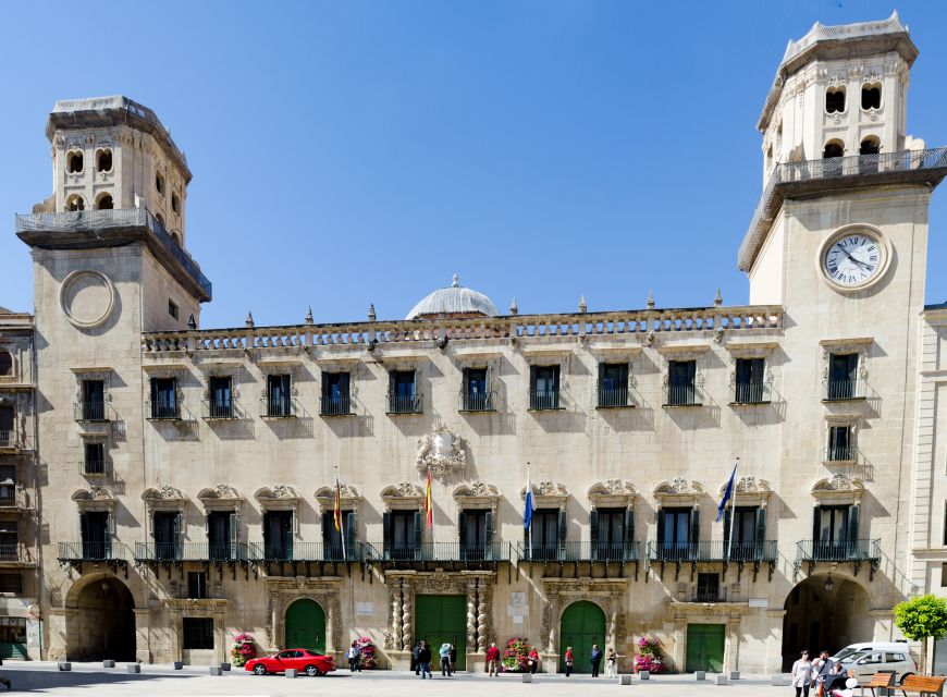 Alicante: Private Walking Tour with a Local - Meeting Point and Tour Customization Options