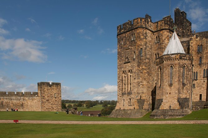 Alnwick Castle, Northumberland and Borders Tour with Admission - Scenic Drive Along Northumberland’s Coastline