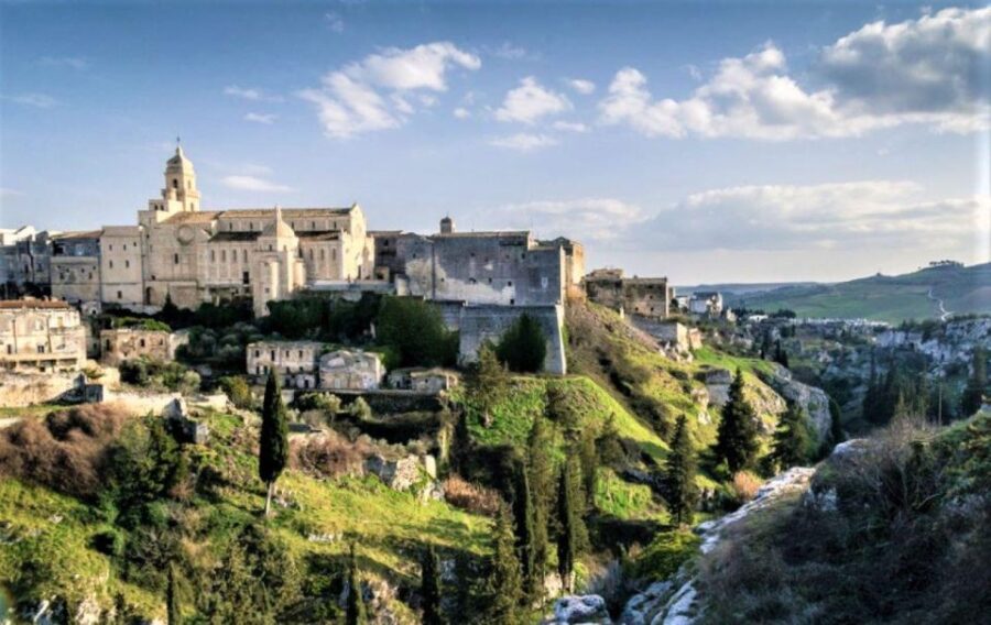 Altamura: Highlights Walking Tour and Tasting - Starting Point at the Cathedral: Where History Begins