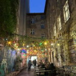 Alternative tour of Berlin in Spanish - Meeting at Pariser Platz in Front of the Academy of Arts
