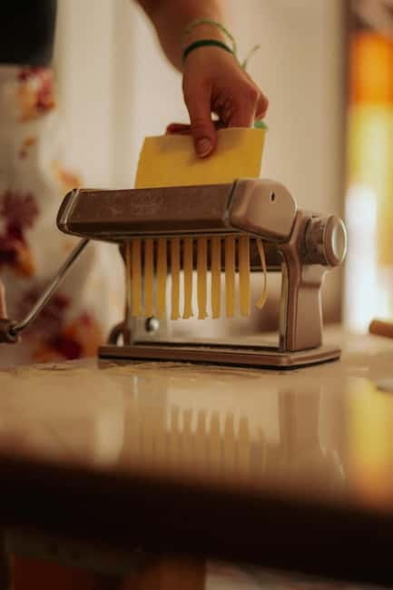 Amalfi: Make Fresh Pasta, Mozzarella, & Tiramisù with Wine - Making Fresh Pasta: From Kneading to Tagliatelle