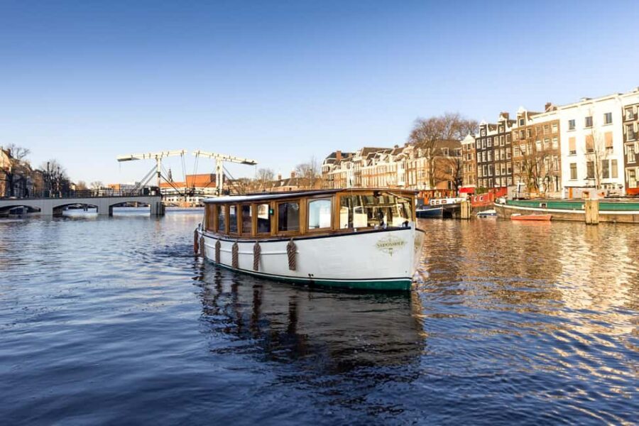 Amsterdam: 1.5-Hour High-End Morning Breakfast Canal Cruise - Starting Point and Meeting Details in Central Amsterdam