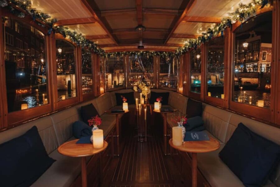 Amsterdam: 2-Hour Candle Light Cruise + Drinks & Snacks - The Candle-Lit Atmosphere on a Luxurious Saloonboat