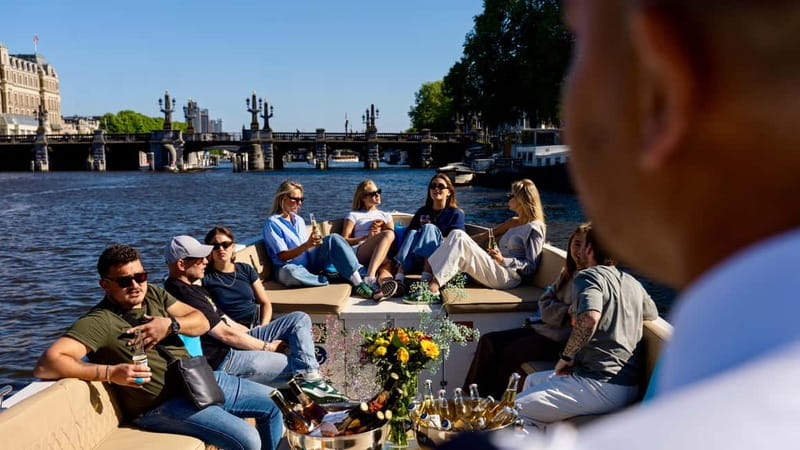 Amsterdam: Canal Cruise in Open Boat with Drink Option - Easy Departure from Central Amsterdam or Near the Anne Frank House