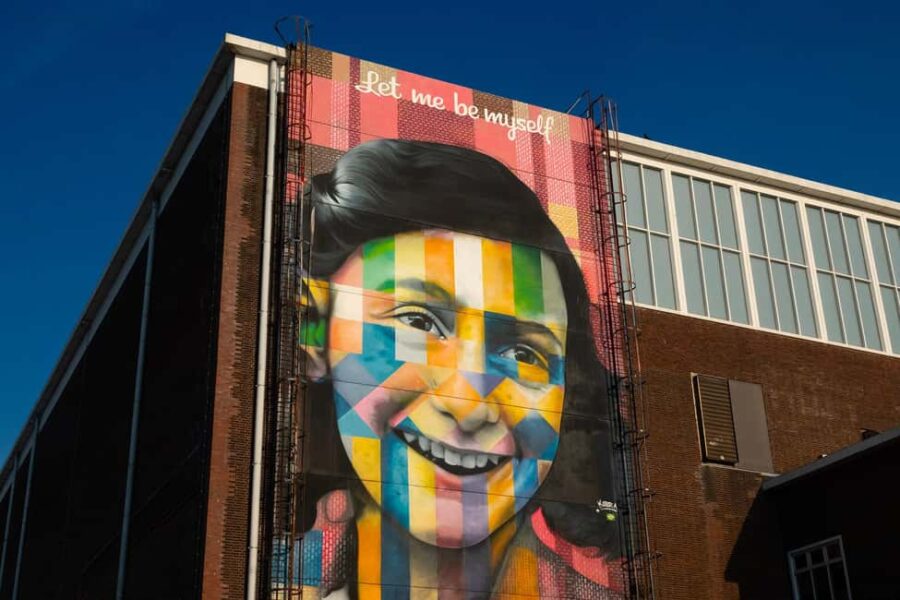 Amsterdam: Canal Cruise with Burger Menu in local restaurant - The 75-Minute Canal Boat Tour Through Amsterdam