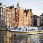 Amsterdam: Canal Cruise with Free Dutch Stroopwafel - The Comfort and Features of the Cruise Boat