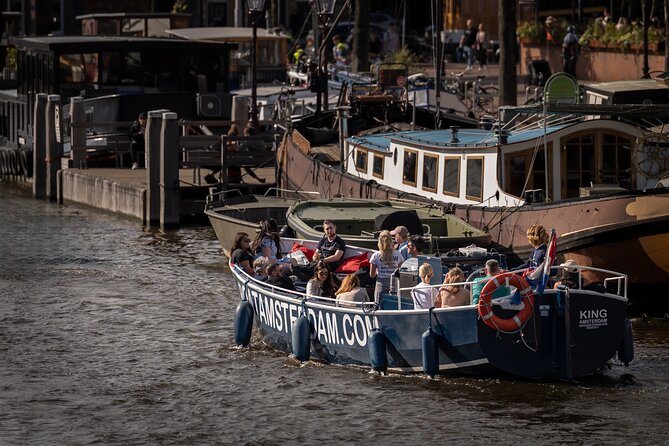 Amsterdam Canal Cruise with Live guide & Two drinks - Central St. - Meeting Point and Accessibility Near Public Transit