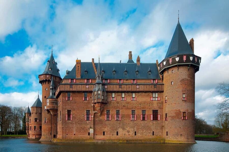 Amsterdam: Castle de Haar & Private Castles Guided Day Trip - Departure from Amsterdam and Tour Start Details