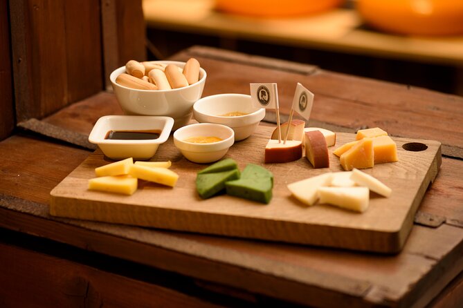 Amsterdam Cheese Tasting with Wine and Beer Pairing - What to Expect During the 45-Minute Cheese Tasting