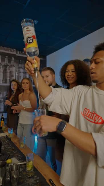 Amsterdam: Cocktail Workshop with Mixologist - How the Cocktail Workshop Is Structured