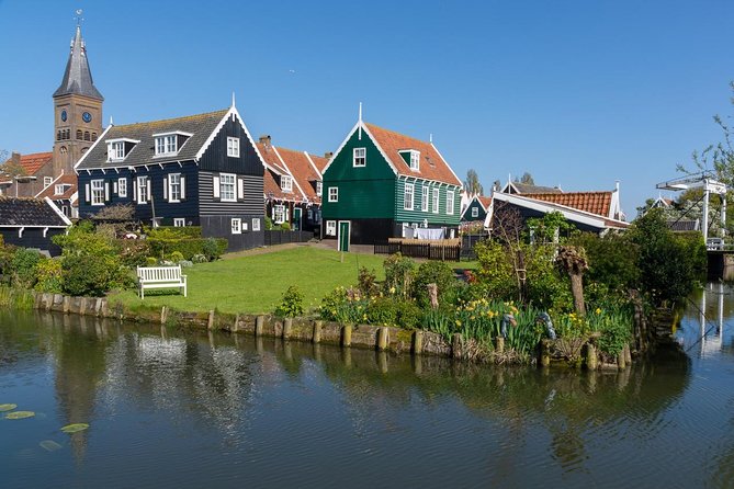 Amsterdam countryside tour by car - Visiting the Wooden Shoe and Cheese Farm at Simonehoeve