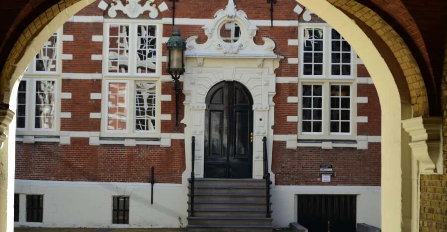 Amsterdam: Financial History Tour - Visiting the Beurs van Berlage: The Heart of Amsterdam’s Financial Beginnings