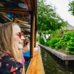 Amsterdam: Giethoorn, Volendam, and Zaanse Schans Tour - Exploring Zaanse Schans: Windmills and Dutch Crafts